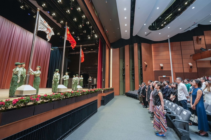 嶺南大學今日舉行升旗儀式。嶺大提供