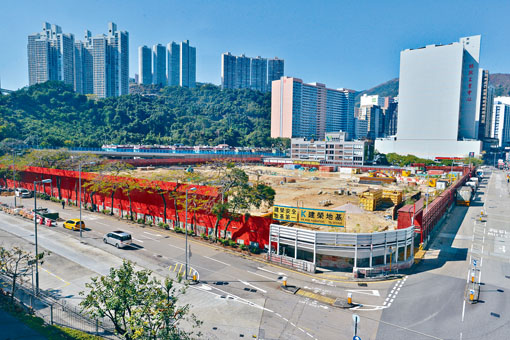 教育局推出火炭坳背灣街一幅校地，供辦學團體申請重置小學，周邊將會興建私人住宅。