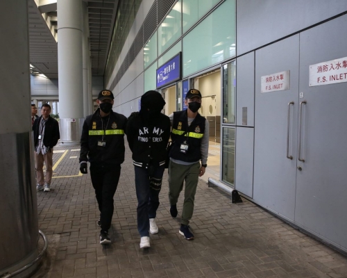一名懷疑涉案的27歲無業男子被捕。