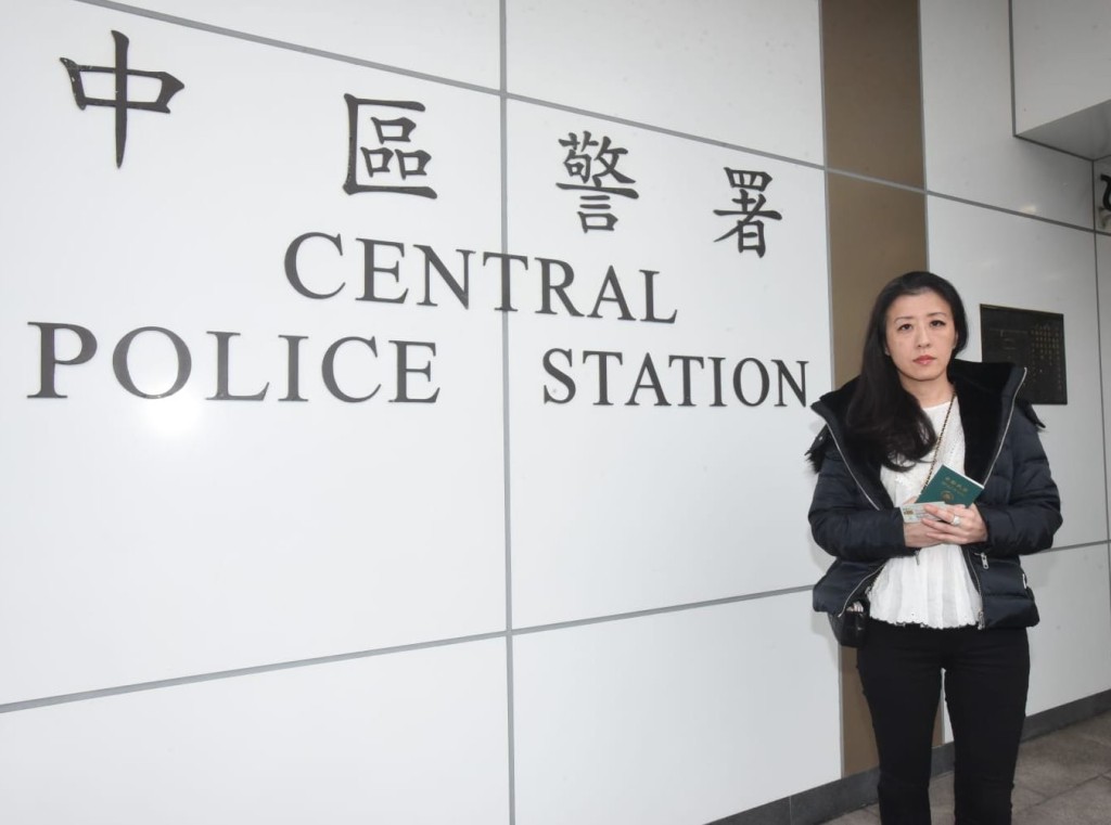 張女今午就事件到中區警署報案。