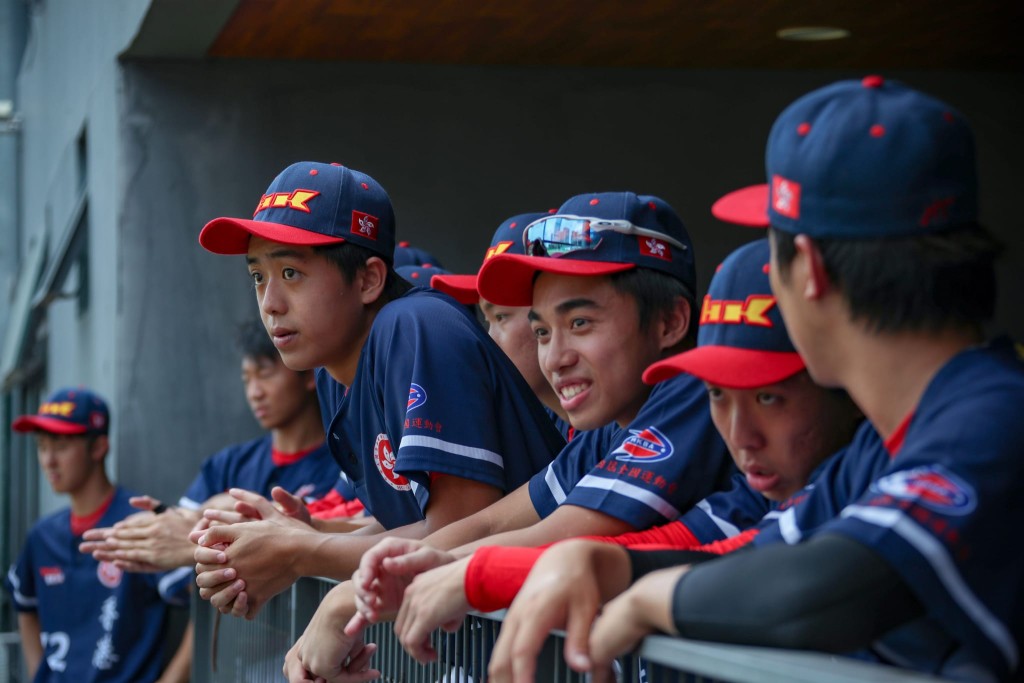 交流活動結束後，全運會香港棒球代表隊和深圳南山青年代表隊前往騰訊和南頭古城進行了參觀遊覽。