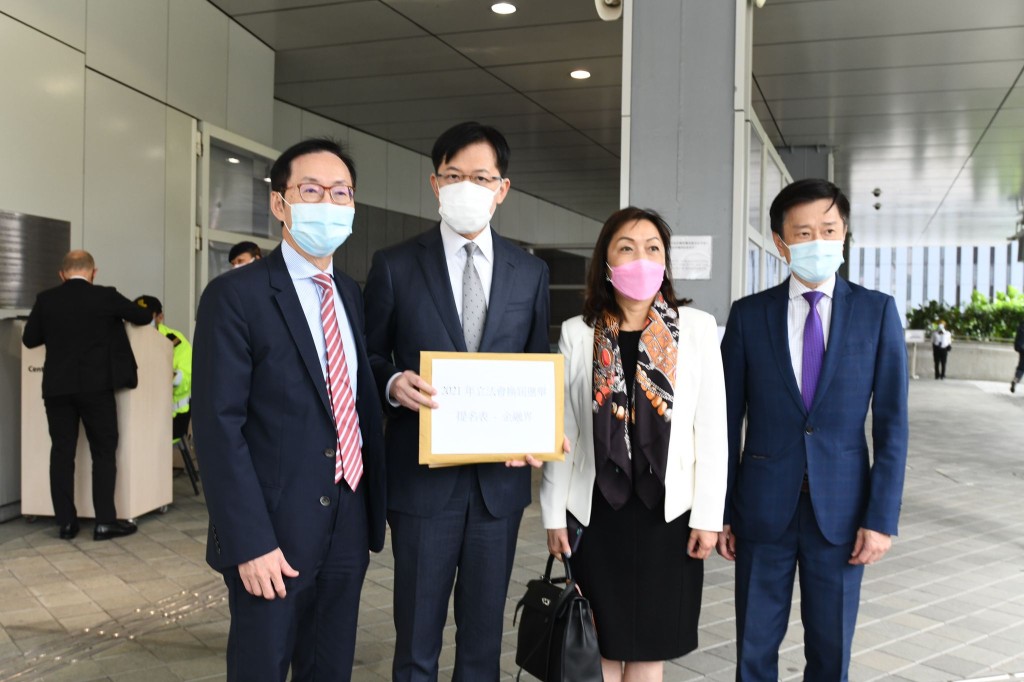 陳振英參選金融界。
