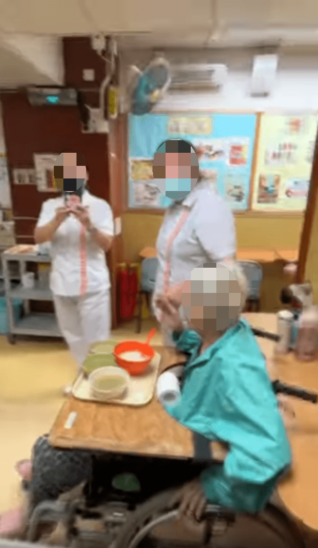 員工「手指指」指罵，並大聲反駁黃小姐的言論。