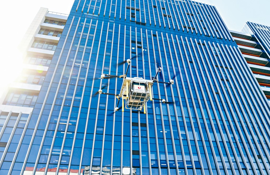 深圳首個「5G+無人機血液運輸智能空港平台」今年初正式啟用。