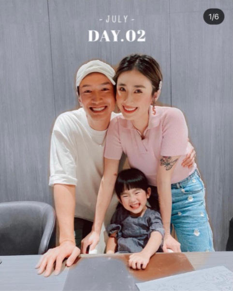 Jason和太太慶祝結婚4年，拍拖10年紀念。