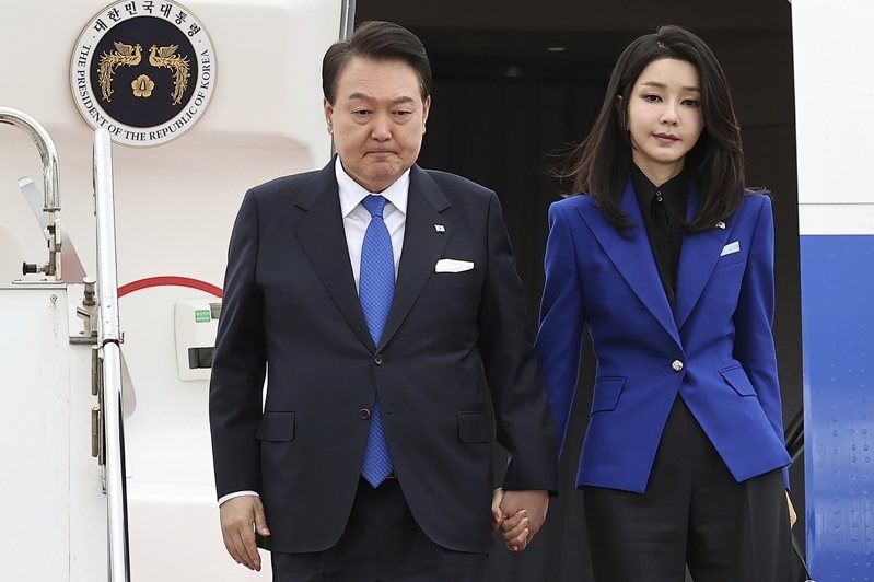 金建希碩士論文遭判抄襲,碩士學位遭取消,博士也不保。美聯社 金建希碩士論文遭判抄襲,碩士學位遭取消,博士也不保。美聯社