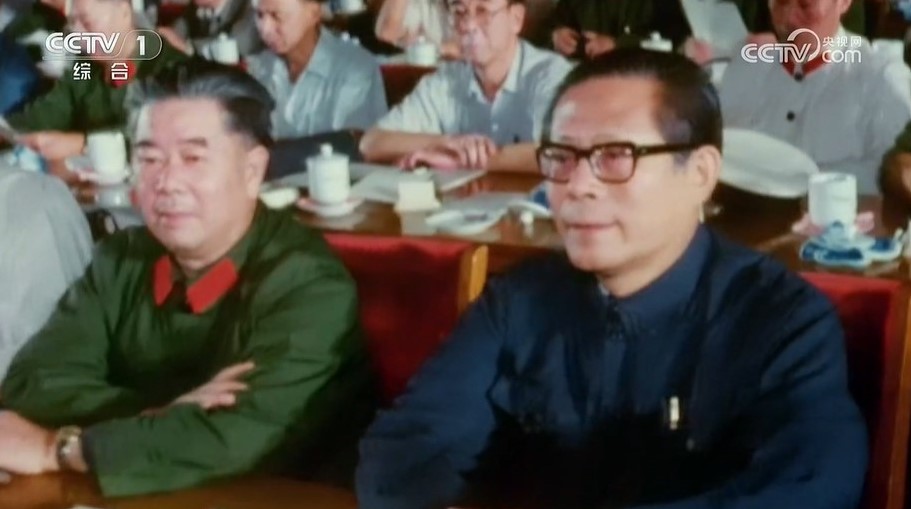 文獻紀錄片《江澤民》回顧江澤民70多年的革命生涯。央視截圖 文獻紀錄片《江澤民》回顧江澤民70多年的革命生涯。央視截圖