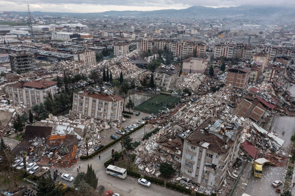 土耳其東南部地震後災情。網圖