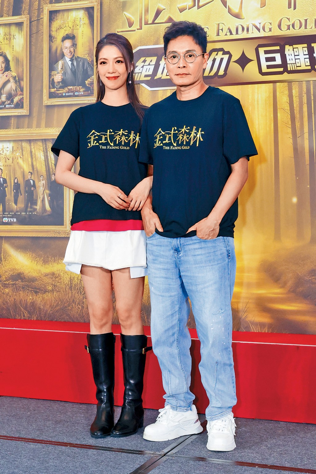 陳曉華唱歌打動安仔，搞到對方唔敢望住她。