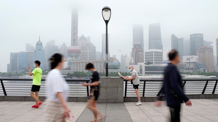 上海推出新戶籍政策,容許一流高校碩士生落戶。路透社資料圖片