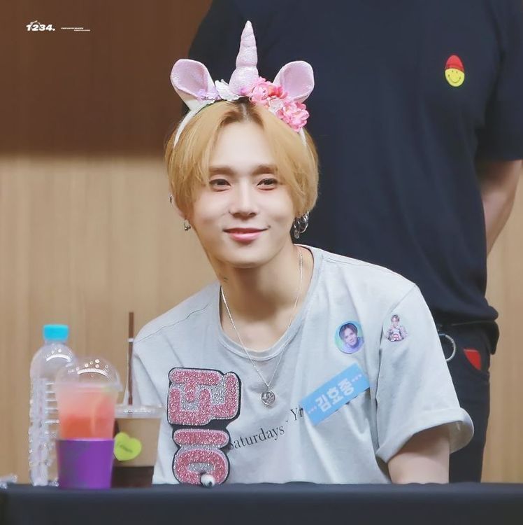 PENTAGON E'Dawn。