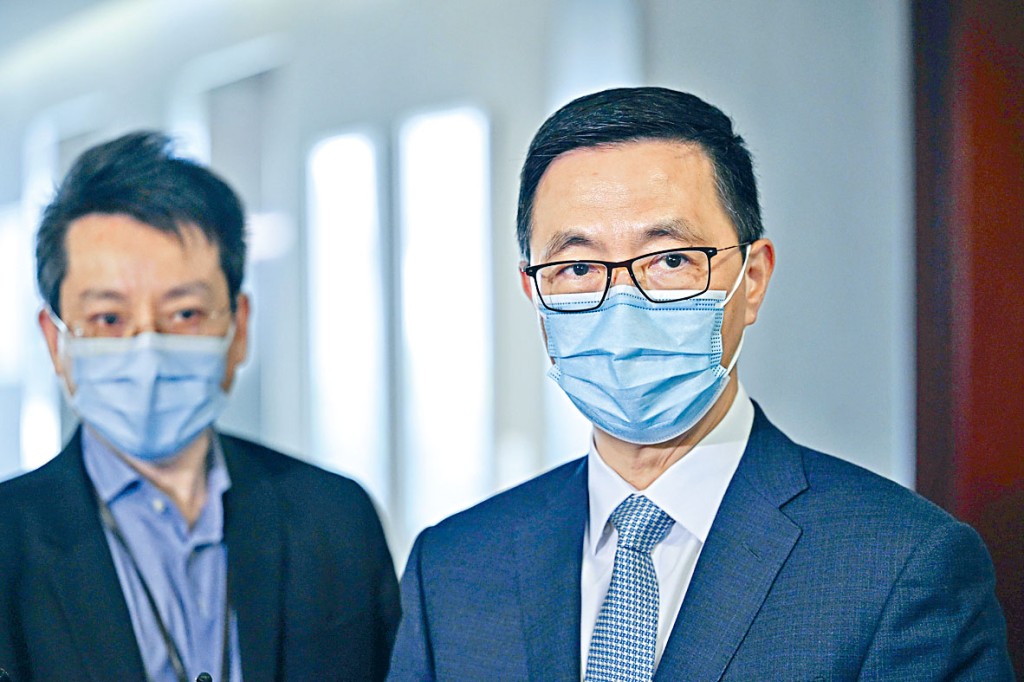 楊潤雄指，在不同科目介紹《憲法》、《基本法》、本港憲制地位等內容，較獨立成科更佳。