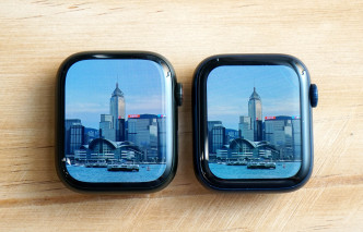 Apple Watch S7(左)的45mm型號表面只比上代S6 44mm(左)大了1mm,然而由於邊框收窄,畫面面積實際大了20%。