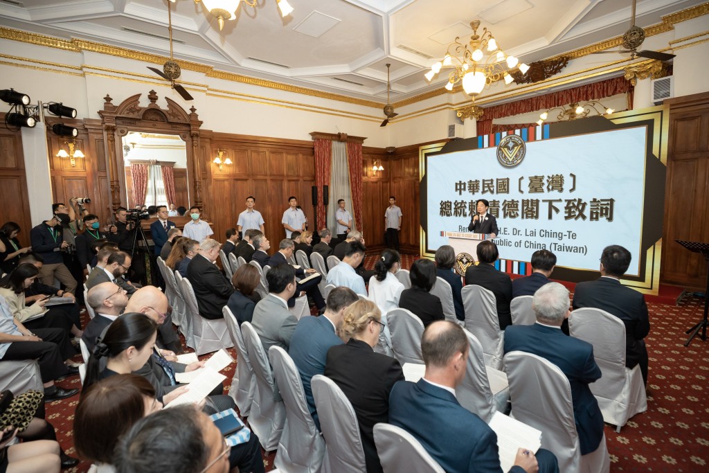 台灣外交部在台北賓館舉辦紀念歐戰勝利活動,賴清德出席。 賴清德@X 台灣外交部在台北賓館舉辦紀念歐戰勝利活動,賴清德出席。 賴清德@X