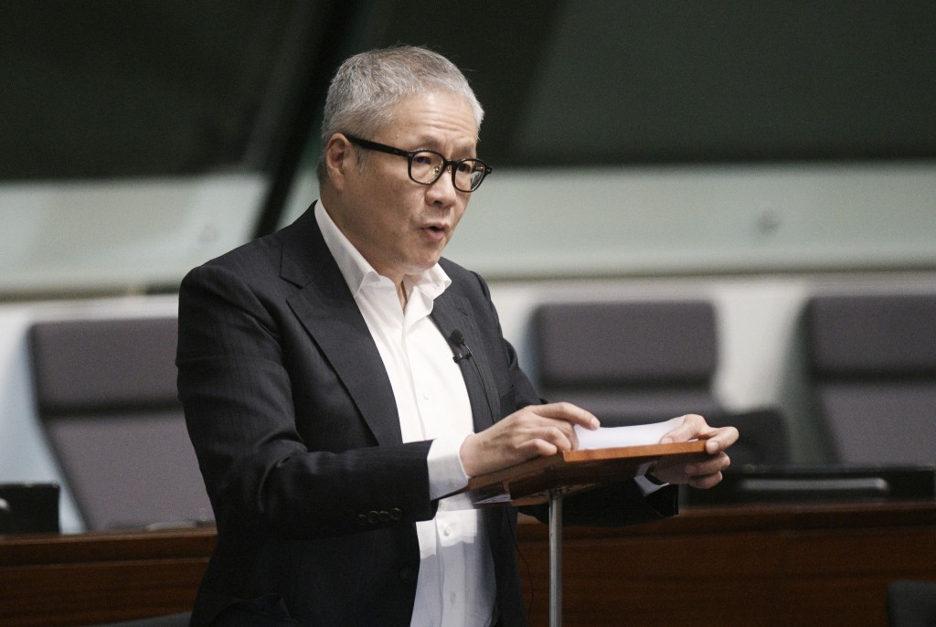法案委員會主席管浩鳴表示，委員普遍支持條例草案，認為税務寬減措施能回應市民及業界的紓困訴求，並兼顧不同群體的實際困難。資料圖片
