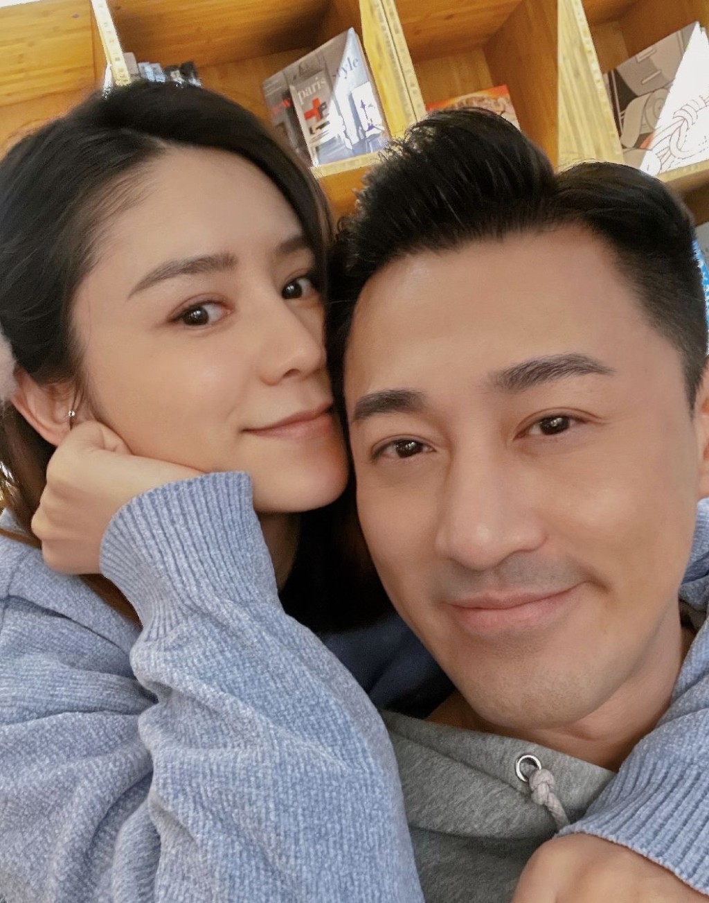 張馨月同林峯好鬼恩愛,就算豪使老公錢買名牌包包又如何?