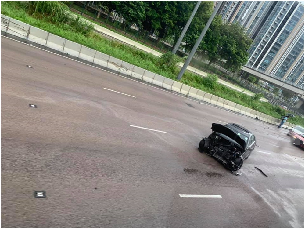 吐露港公路往上水方向近香港教育大學運動中心早上發生車禍。網民Ming So圖片