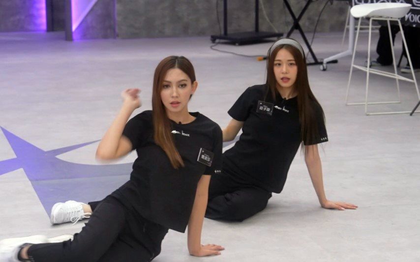 喬美莎、莊子璇排練。
