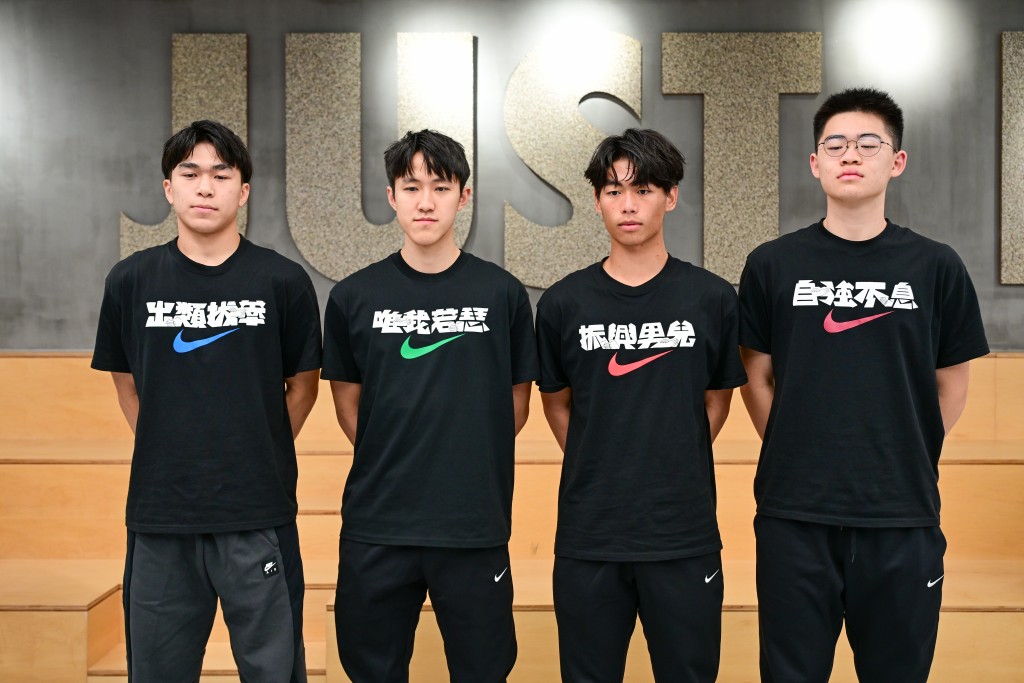 梁浚朗（左1），施建宏（左2），李梓謙（右2），何青孺（右1）