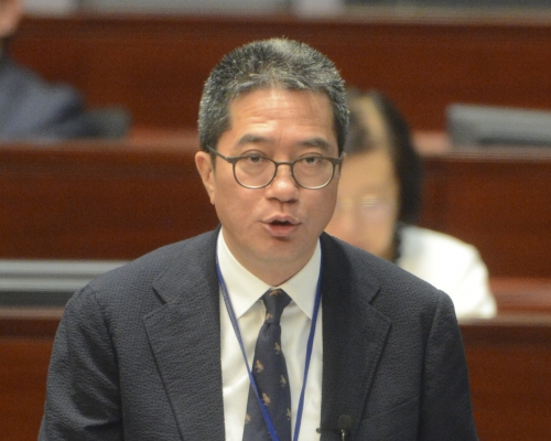 黃偉綸承認政府調整推出政策速度。資料圖片