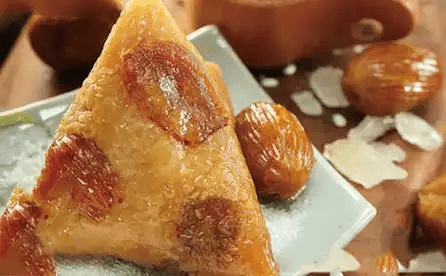 來伊份蜜棗糭。 來伊份蜜棗糭。