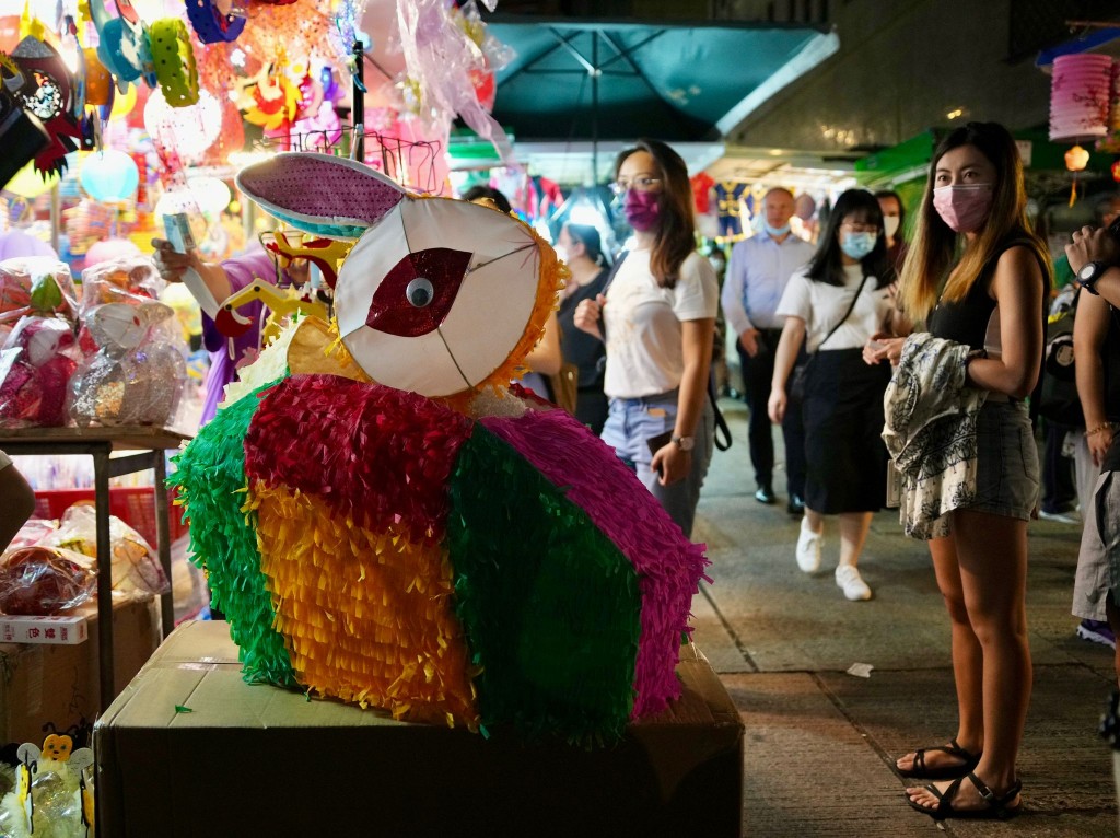 中秋节在即，不少市民将进行跨家庭聚会。资料图片