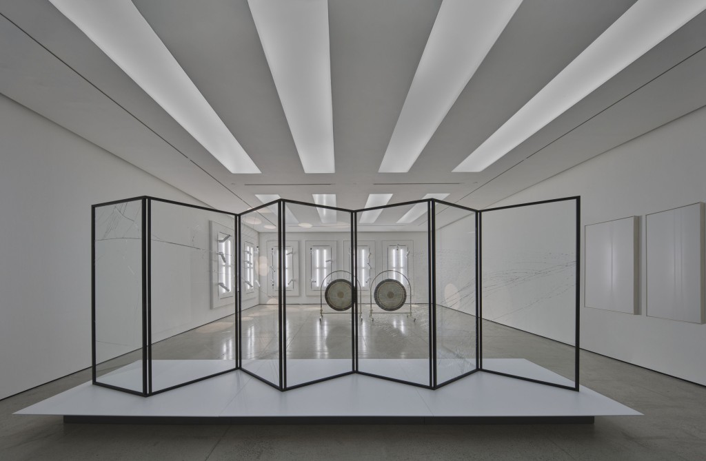 白立方的簡約設計讓展覽有更大的想像空間。