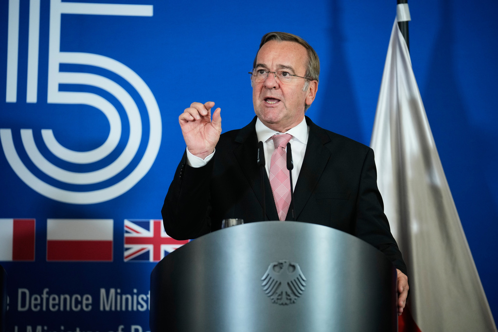 德國國防部長佩斯托瑞斯（Boris Pistorius）稱徵兵主要為了震懾對手。美聯社