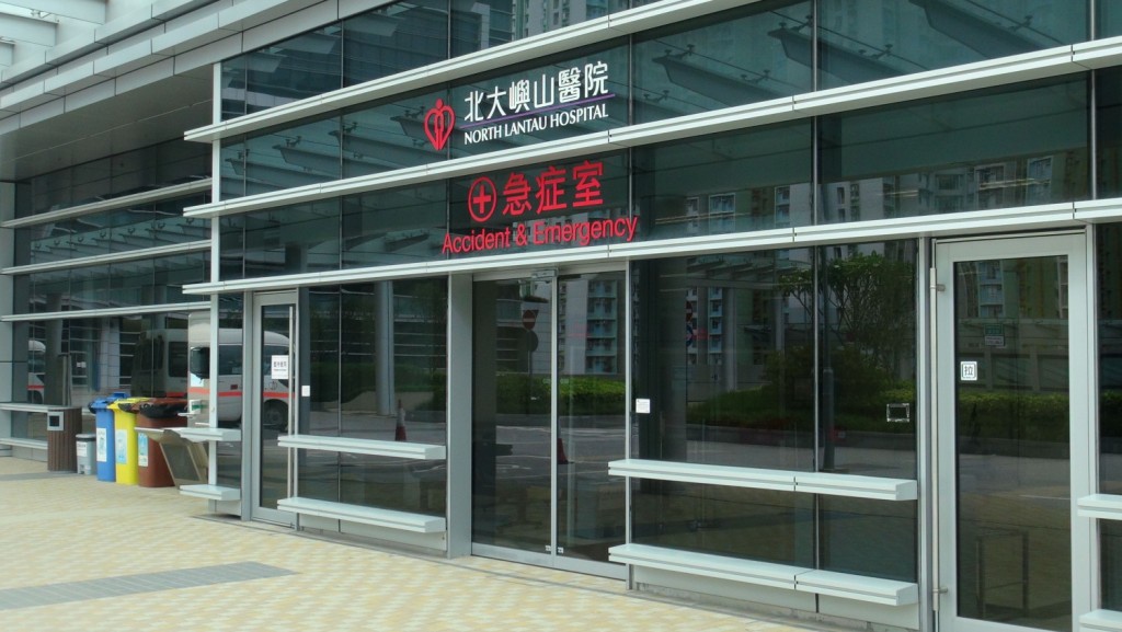 東涌男子漂浮海面 獲消防救起送院不治。資料圖片