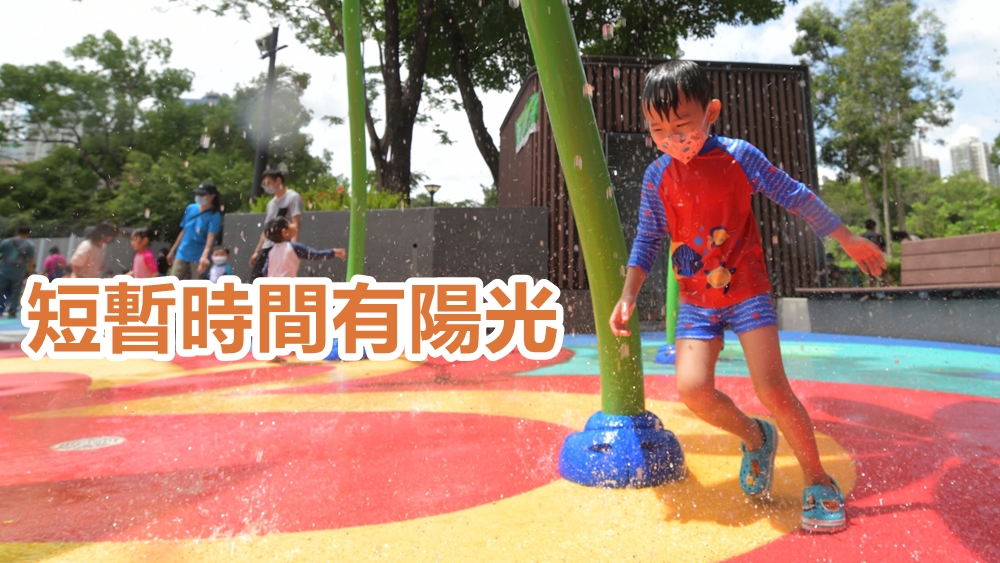 天文台預測今日有幾陣驟雨及雷暴。