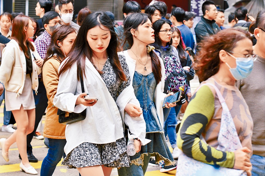 《財政預算案》出爐，今年派糖較近年大減。