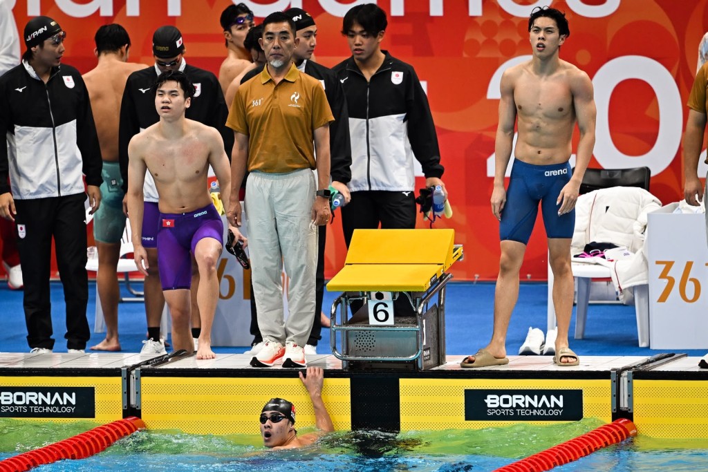 男子4×200米自由泳接力初賽:關子博、賴敬和、盧梓森、王一舜。劉駿軒攝 男子4×200米自由泳接力初賽:關子博、賴敬和、盧梓森、王一舜。劉駿軒攝