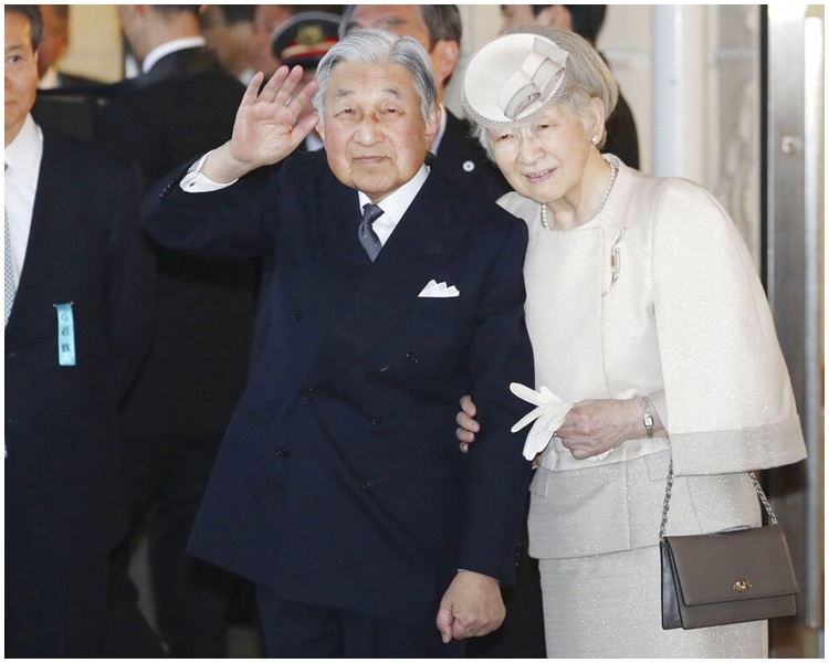 明仁與美智子。AP