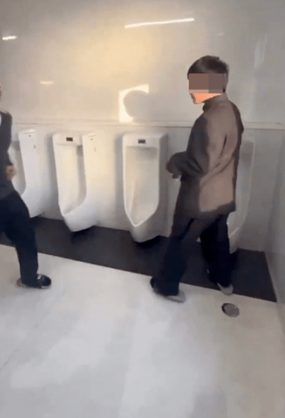 受害學生毫無還手之力。X@seikatsuhogo_mu