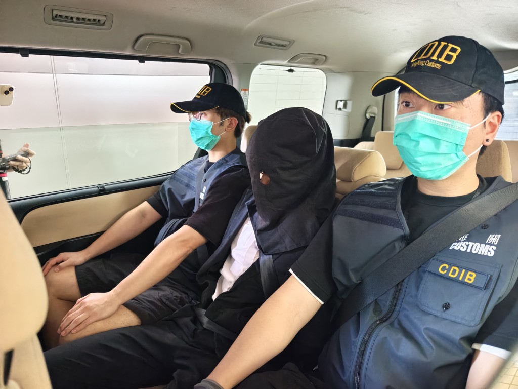 被補男子28歲，報稱私人補習導師。
