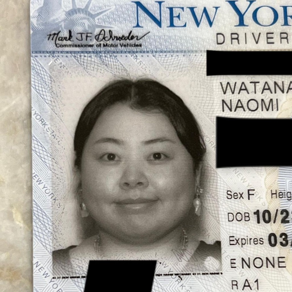 不過渡邊直美唔係幾滿意張證件相。