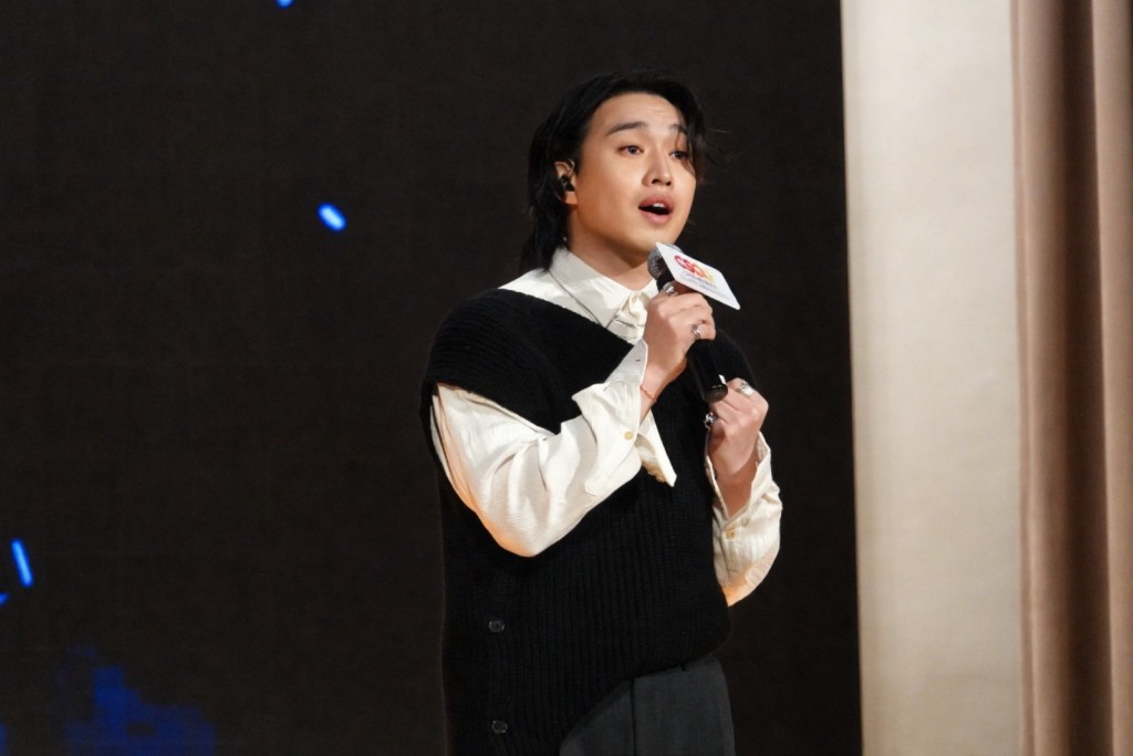 Jer演繹了兩首個人作品。 Jer演繹了兩首個人作品。
