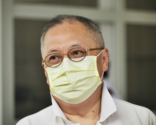 張宇人批評政府防疫措施放寛「行兩步退一步」,業界難以生存。資料圖片