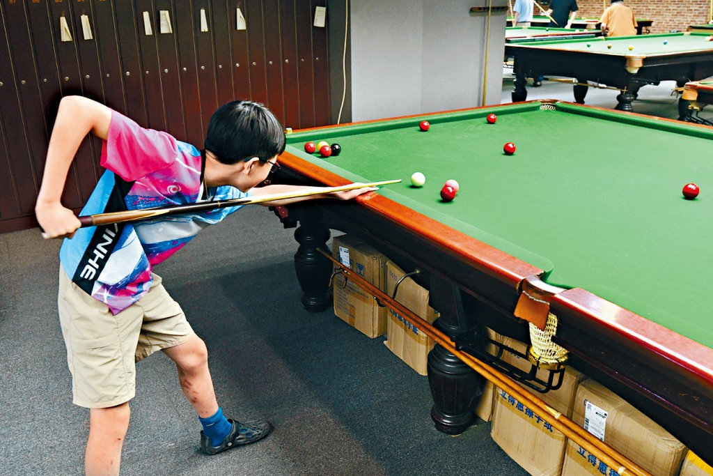 9间持牌桌球馆获政府放宽入场限制，即日起8岁儿童、穿着校服青年均可进场。