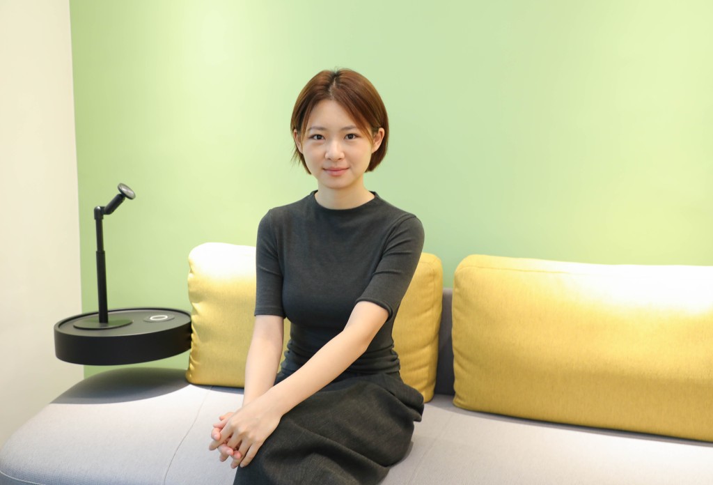 林怡早前應人才辦邀請為「全球線上招聘會」的擔任講座嘉賓，與全球人才分享落戶經驗。