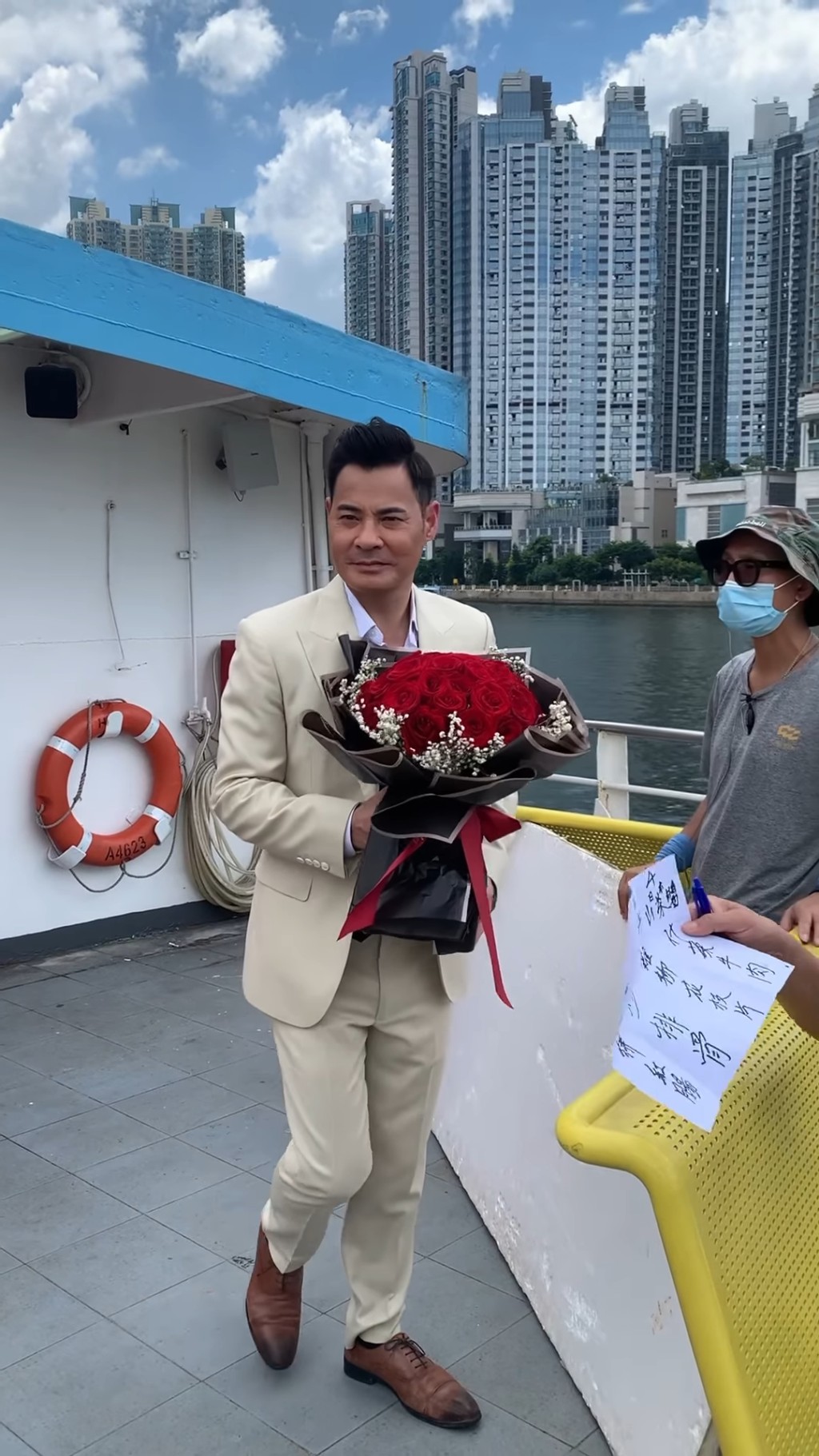 黃智賢今日（9日）在IG分享了一條拍攝《逆天奇案2》的求婚花絮。