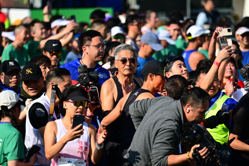 周潤發完成10公里賽事。攝影：廖偉業