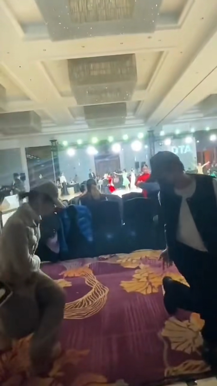 孫儷和鄧超當然出席支持。 孫儷和鄧超當然出席支持。
