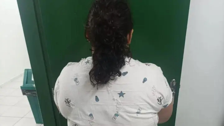 巴西37歲女子奧利維拉扮12歲騙收養被揭穿。Campo Grande Civil Police 巴西37歲女子奧利維拉扮12歲騙收養被揭穿。Campo Grande Civil Police