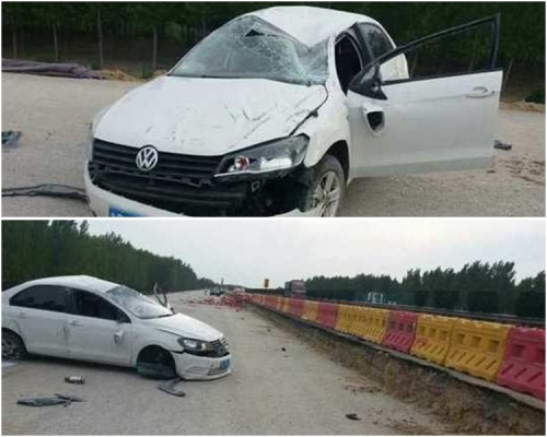 司機打睏將車撞向路邊。