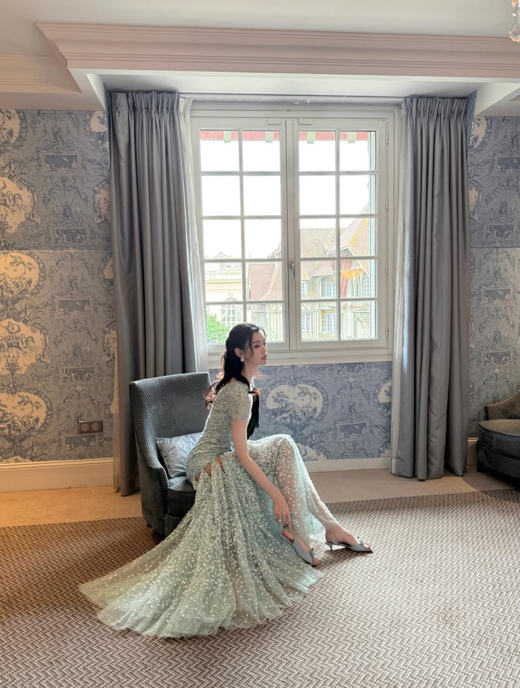 奚夢瑤結婚7年終於完成婚禮。