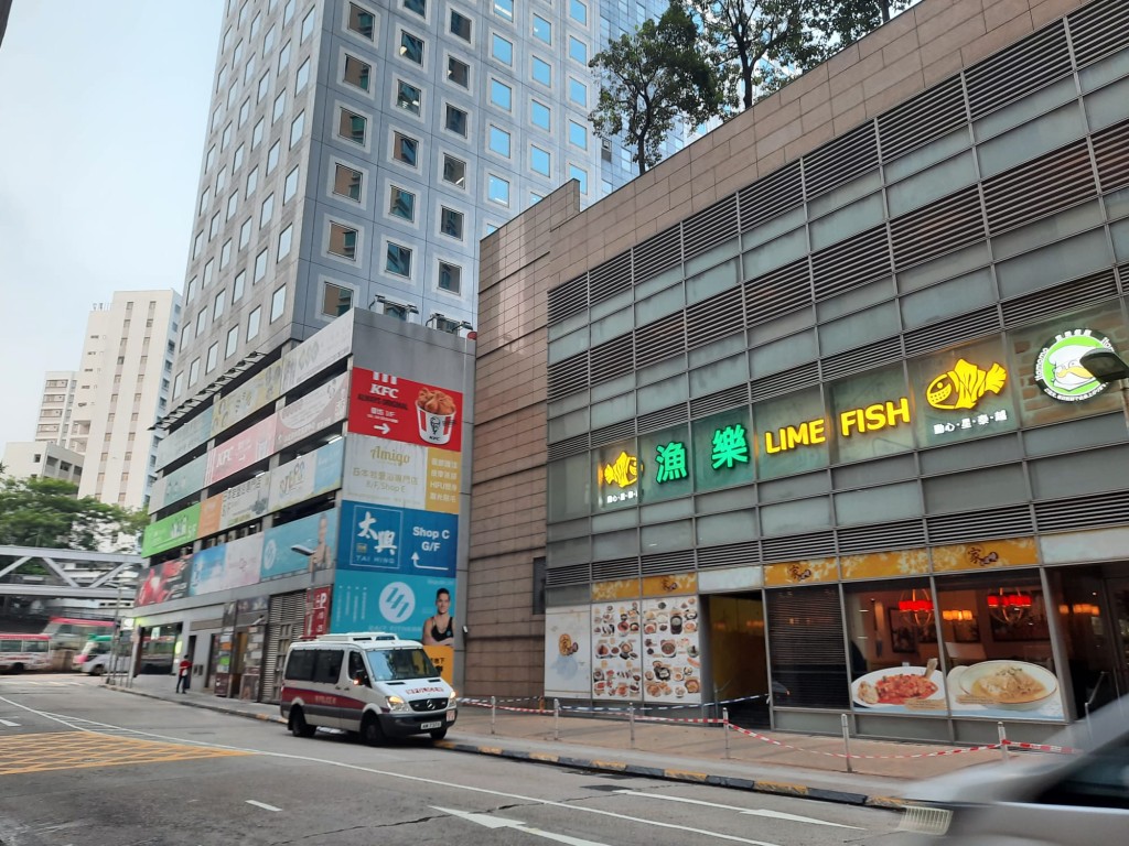 男子於美孚寶輪街1號墮樓。