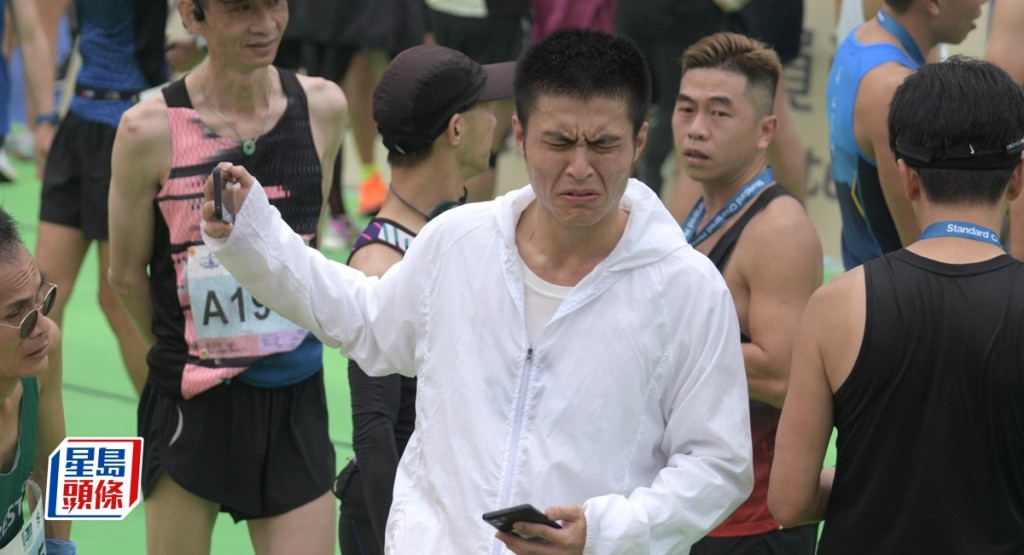 「刘马车」因涉擅闯渣打马拉松赛道，被田总判罚永久禁赛。资料图片
