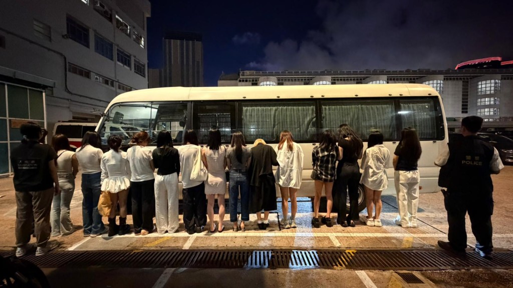 跨部門油尖打擊黑工及掃黃 拘捕28人。警方圖片