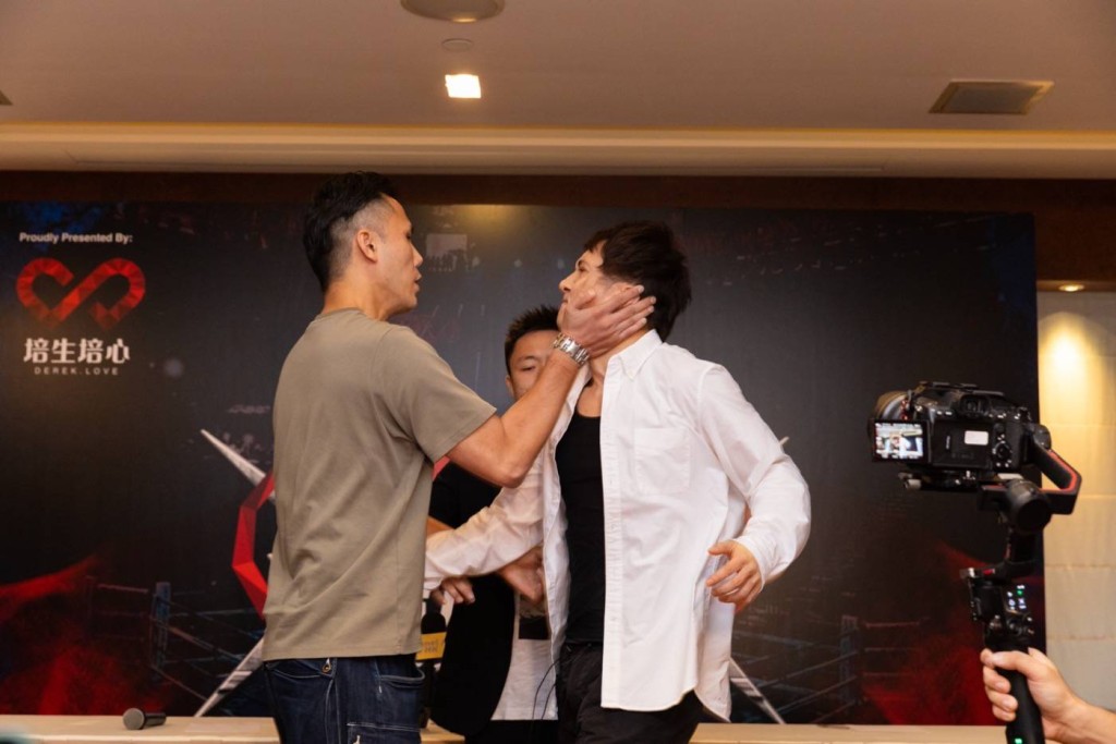 鍾培生邀請霍哥（左）及周永恆（右）打拳賽，但未正式上台已經開打，話題性十足。